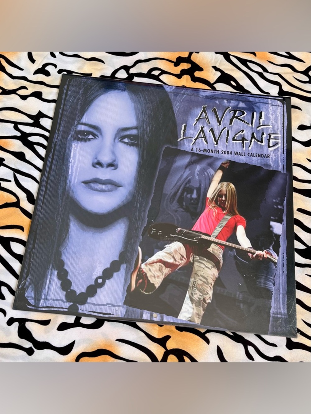 Vintage Y2K Avril Lavigne 2004 Deadstock Wall Calendar